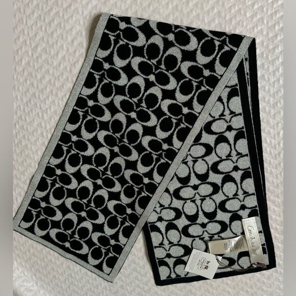 COACH Signature Reversible Scarf Black‎ Silver Sparkle - Picture 1 of 3